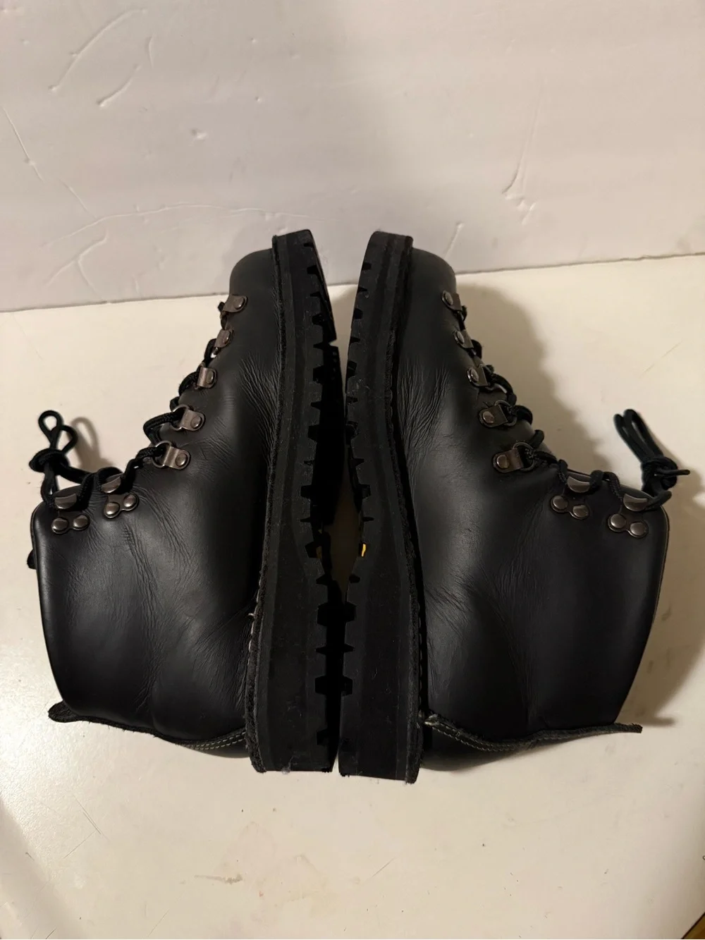 Men's Danner Mountain Light II 5” Leather Hiking Boots 30860 Size 7.5 D USA Made